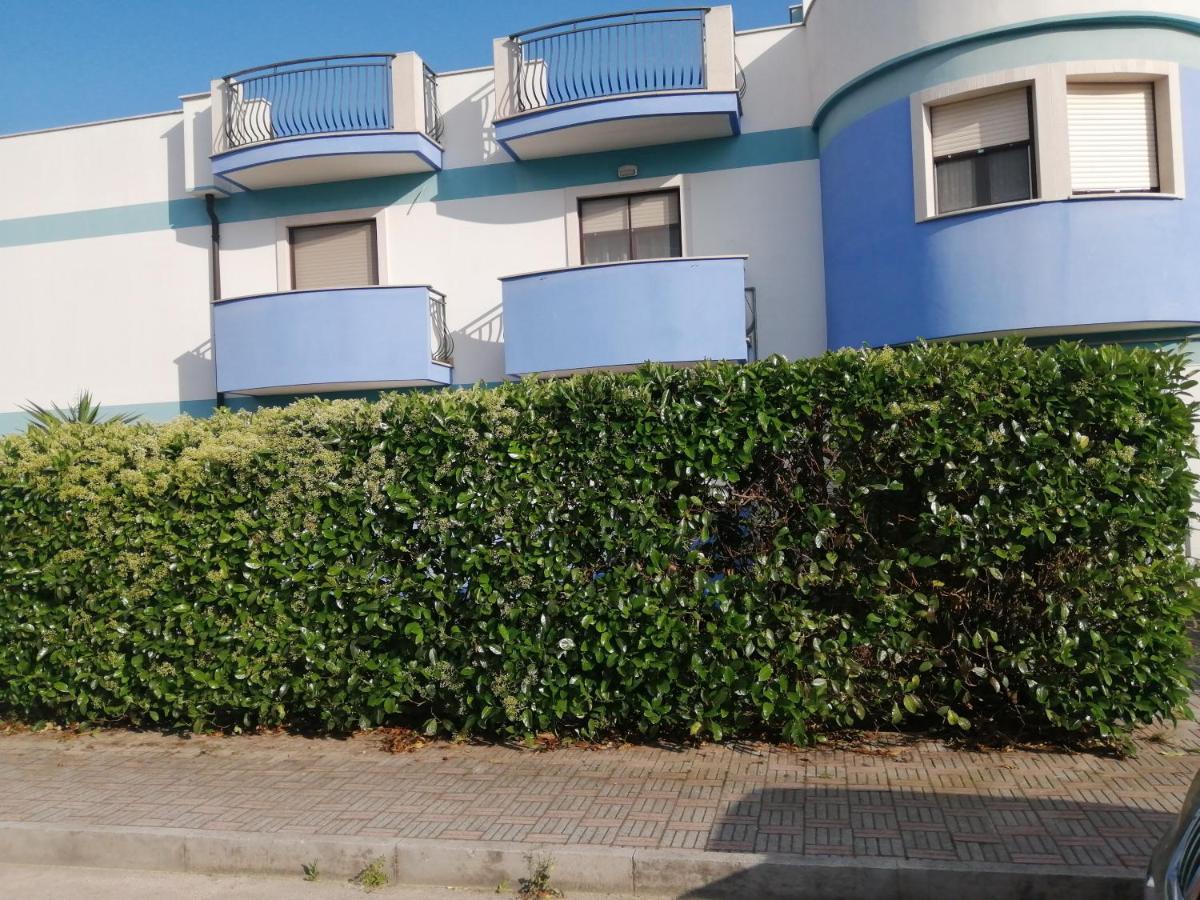 Residence Calle Del Porto Manfredoine Extérieur photo